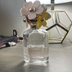 Marc Jacobs Daisy Eau So Fresh half full 2.5 oz bottle